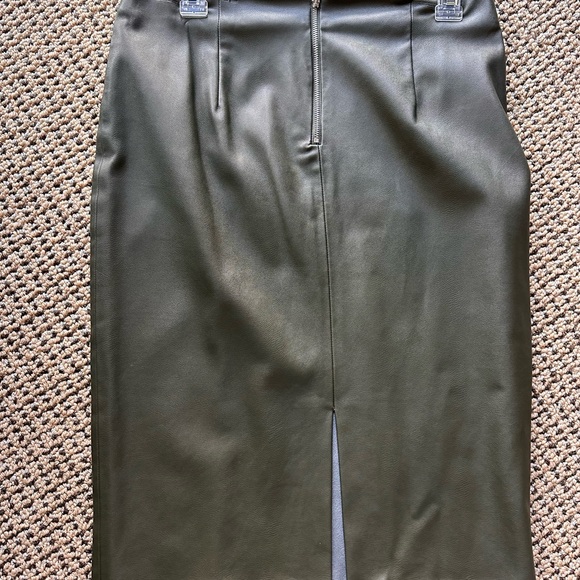 Zara Basic Pleather Army Green Pencil Skirt - Picture 6 of 8